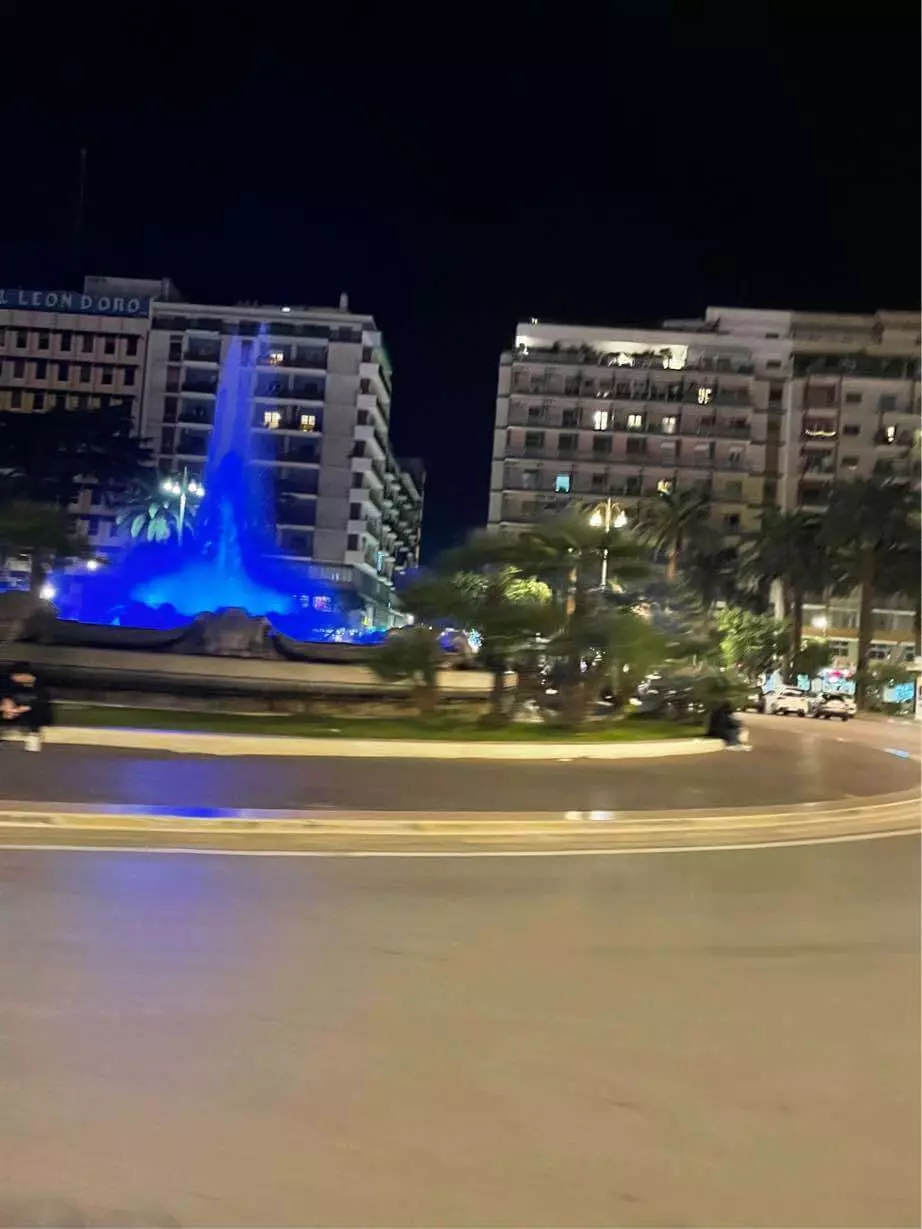 Fontana Bari Blu